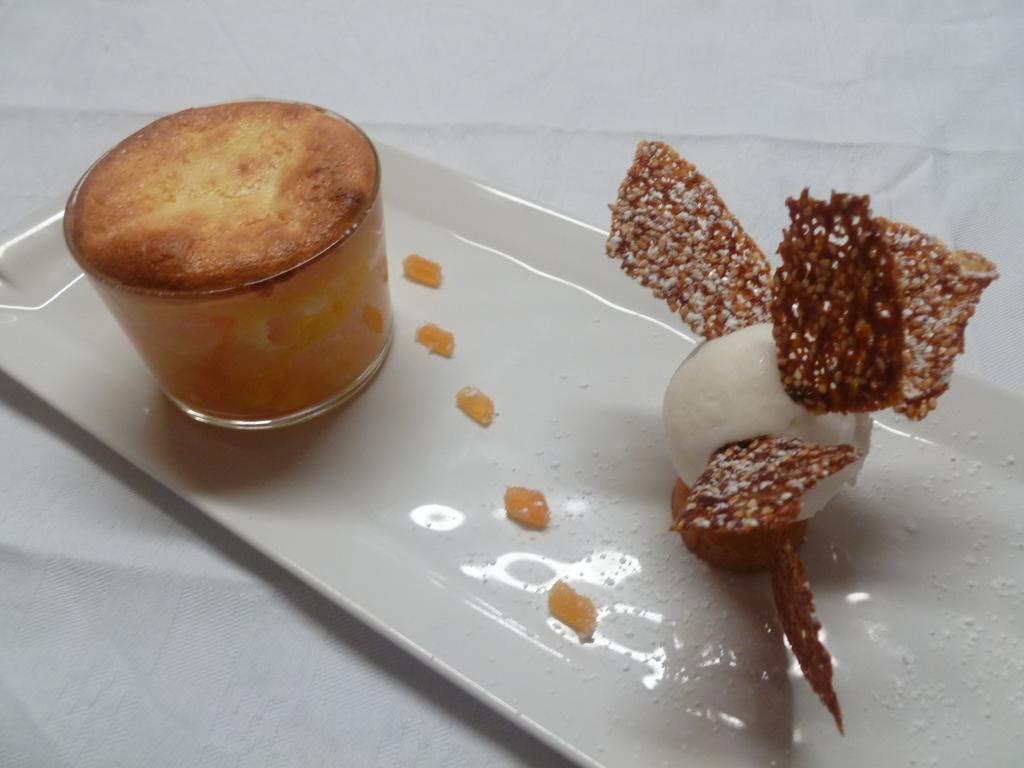 Auberge De L'Abbaye-Logis Hotel Restaurant Hambye Екстер'єр фото